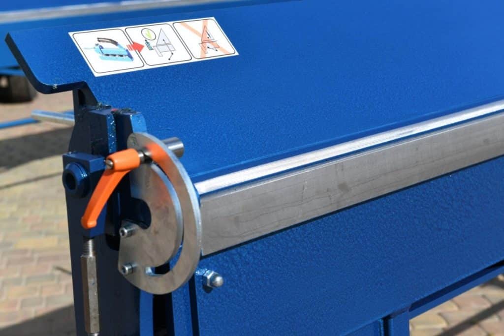 BiegemaschineMaschinenfrSpenglerWalzenrundmaschinewww.shop .abkantbank.deGlattwalzmaschineRundbiegemaschinezuDachAbkantbankHandfalzmaschinezuDach x