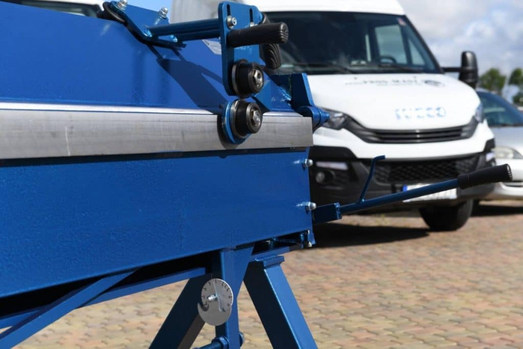BiegemaschineMaschinenfrSpenglerWalzenrundmaschinewww .shop .abkantbank.deGlattwalzmaschineRundbiegemaschinezuDachAbkantbankHandfalzmaschinezuDach x