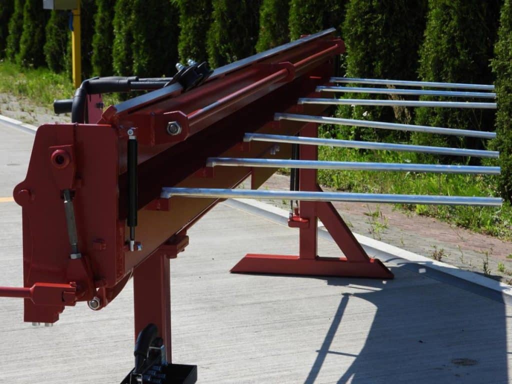 BlechbiegemaschineGlattwalzmaschineWulststabMaschinenfrDachdeckerGlattwalzmaschineMaschinenfrSpenglerfrBlechSchereWulststabWulstdreherwww.shop .abkantbank.de  x