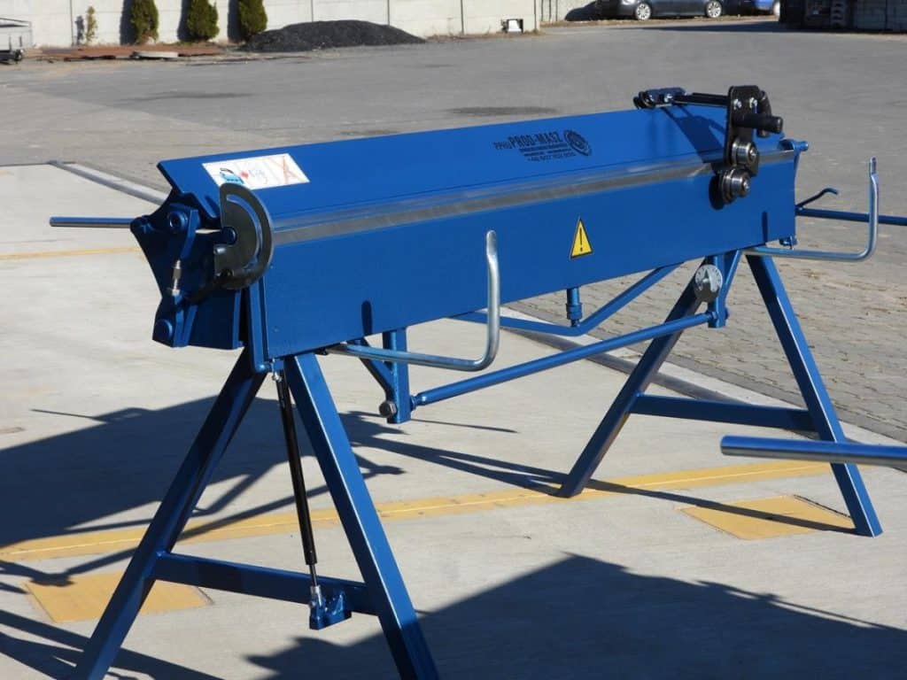 BlechbiegemaschineMaschinenfrDachdeckerHandfalzmaschineKantbankHerstellerAbkantbnkePRODMASZWulstdreherGlattwalzmaschineHandfalzmaschinewww.shop .abkantbank.de  x