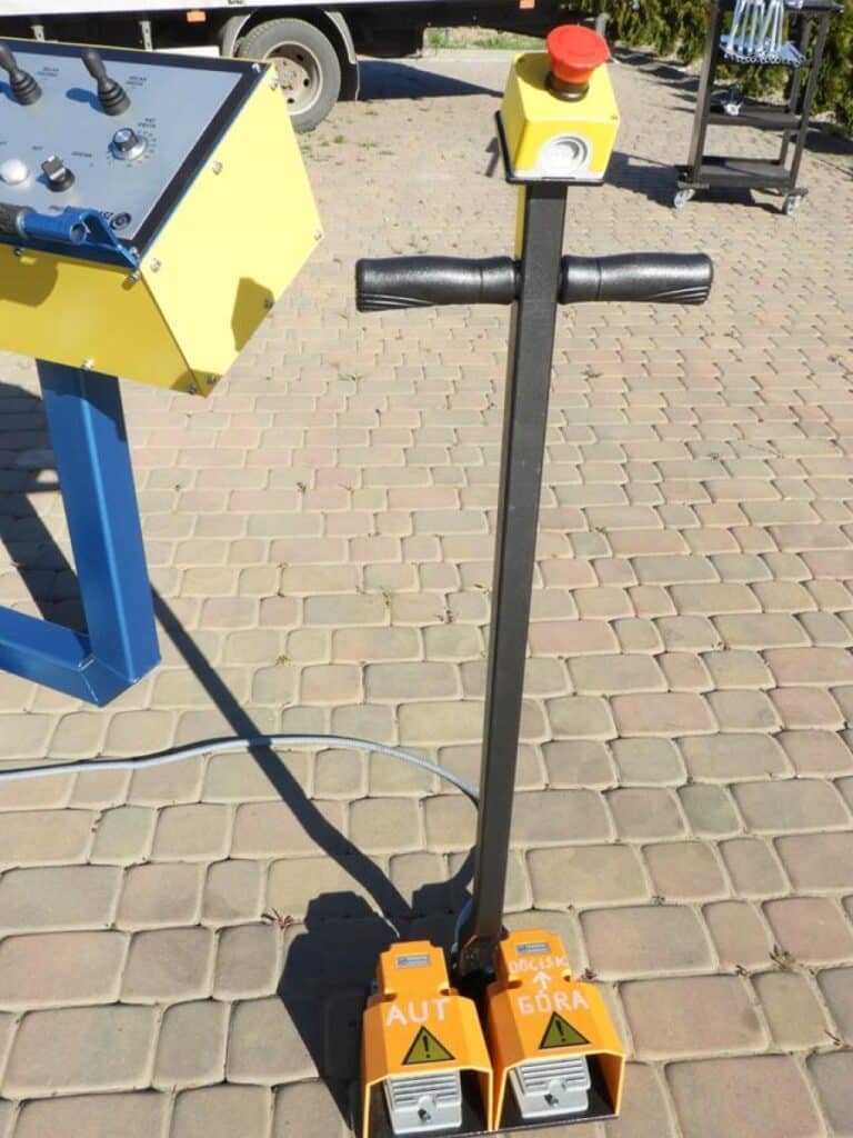 HalbautomatischeAbkantbankBiegemaschinemshop.abkantbank.deNEUQualitt x