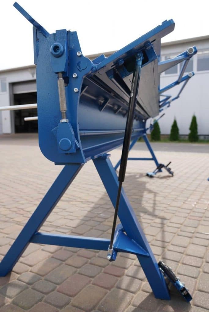 frBlechSchereSchwenkbiegemaschineWalzenrundmaschineSchwenkbiegemaschineBlechmaschinenWulstmaschineWalzenrundmaschineGlattwalzmaschineHandfalzmaschine x